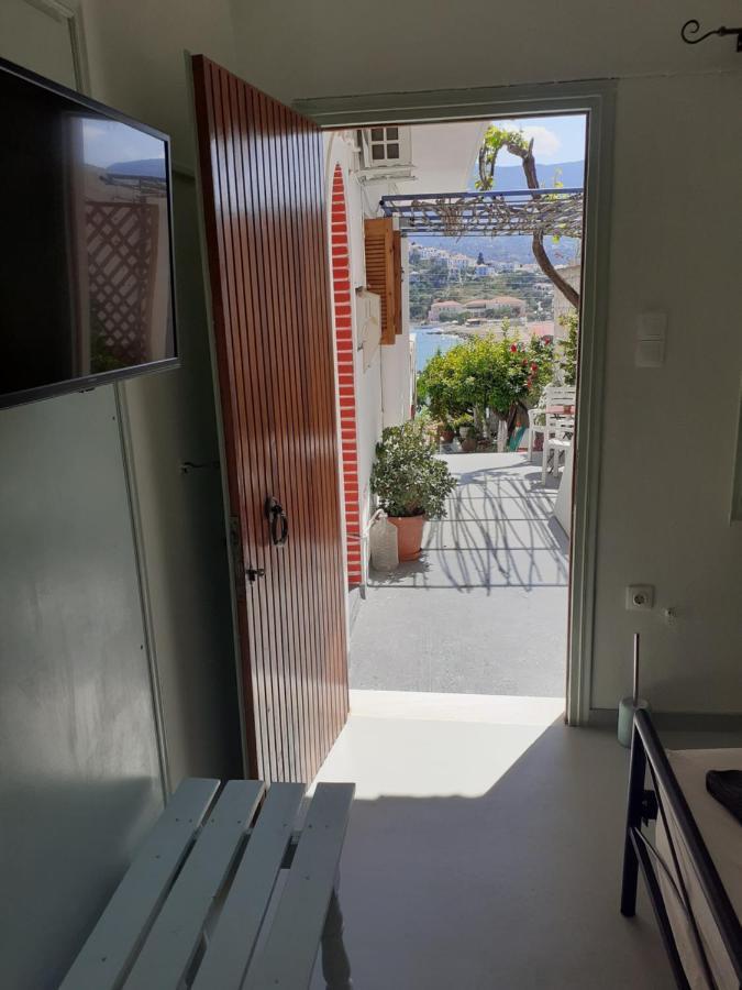 Green Sea View Poros Town Bagian luar foto